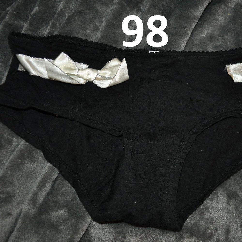 3 for $36 - steve white bow detail black underwear NWT panties size medium (98)
